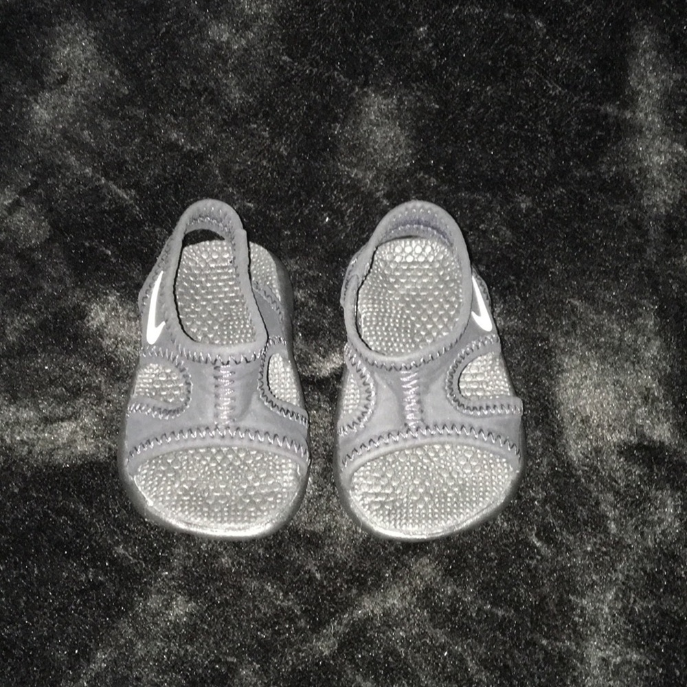 2C Infant Nike sandals